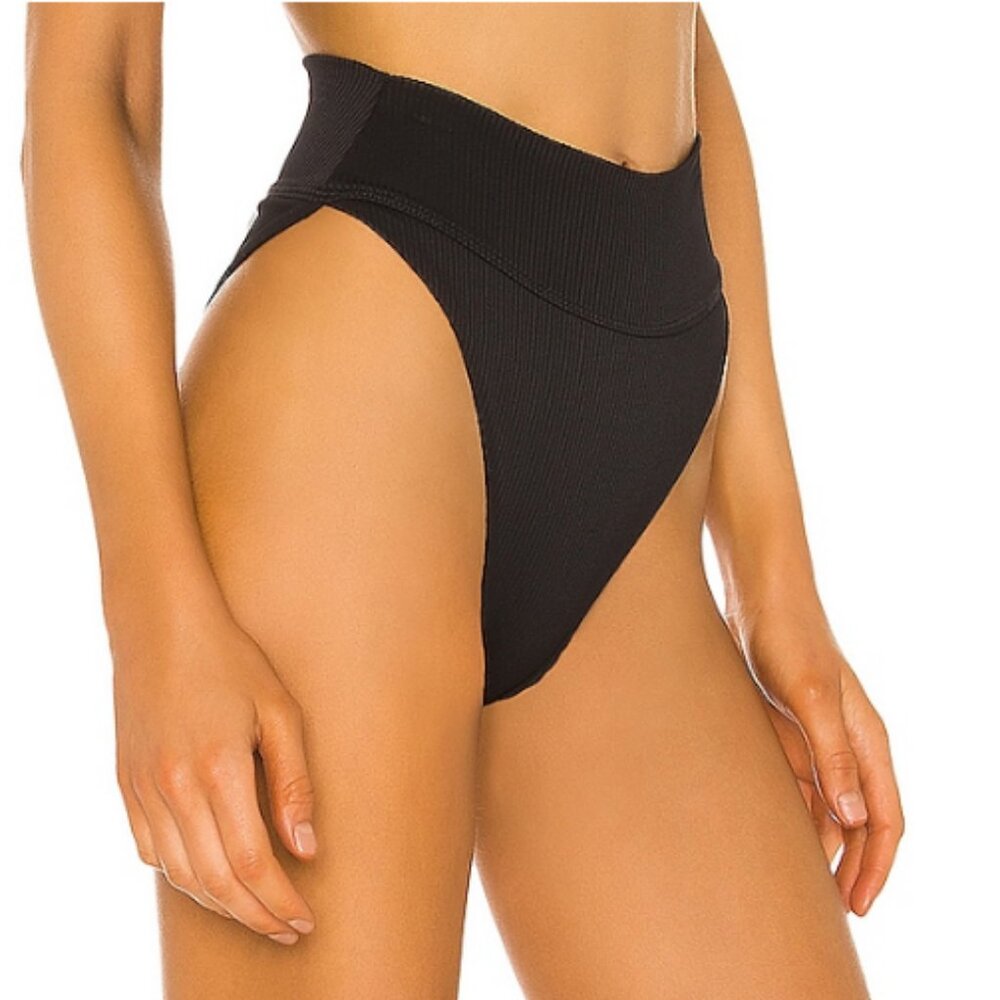 Beach Riot Black Ribbed Underwire Bikini - Picture 4 of 4